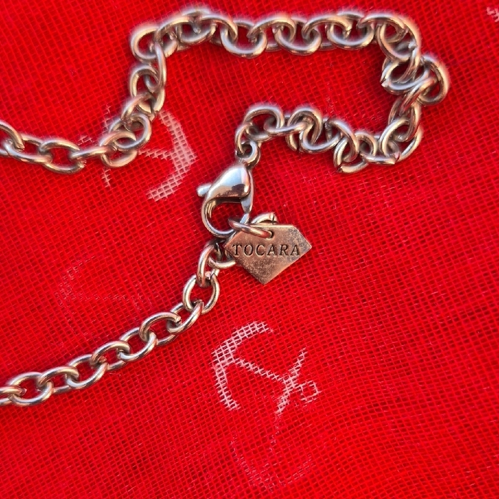 Tocara Exceptional Silver Necklace with Darling Charms (J73) - Picture 7 of 11